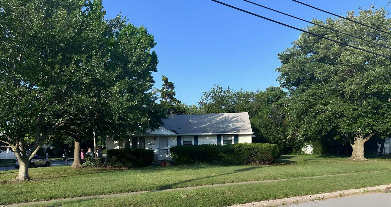 1305 Washington Boulevard - Photo 1