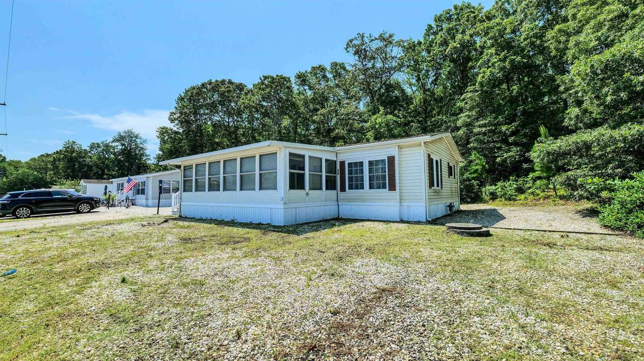1402 Route 9 S - Photo 1