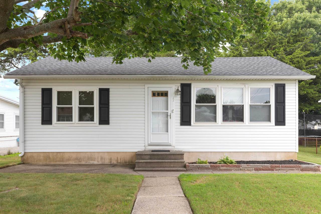 11 Birch Road - Photo 1