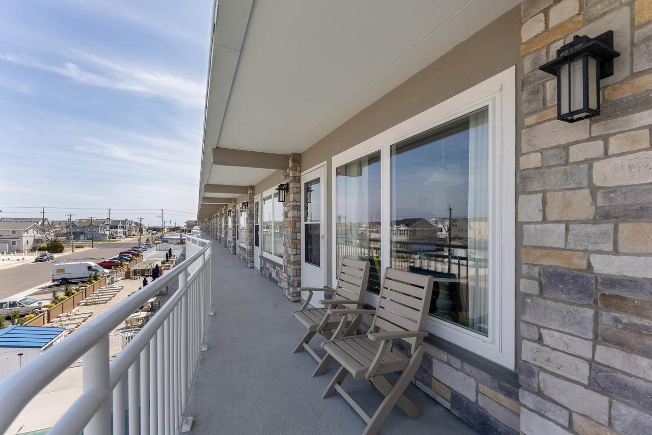 https://bt-photos.global.ssl.fastly.net/capemay/1280_boomver_1_252131-2.jpg