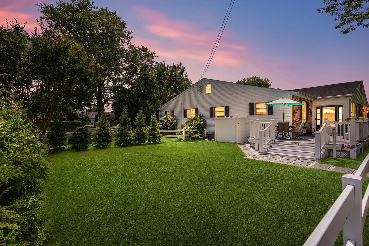 1361C Illinois Avenue - Photo 1