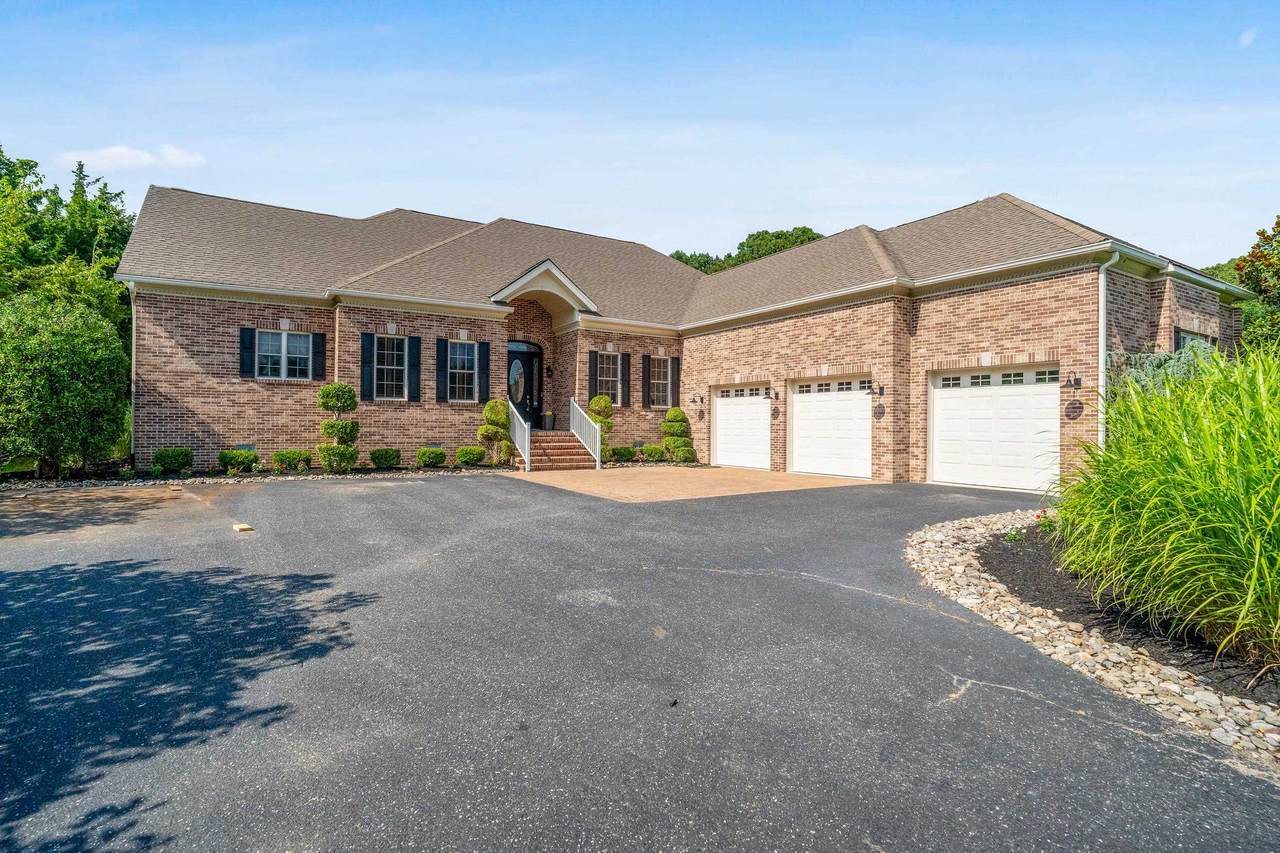 18 Buckthorn Lane - Photo 1
