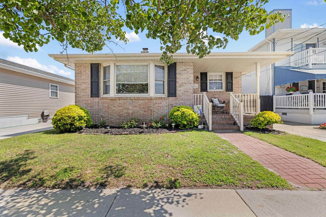 115 Topeka Ave - Photo 1