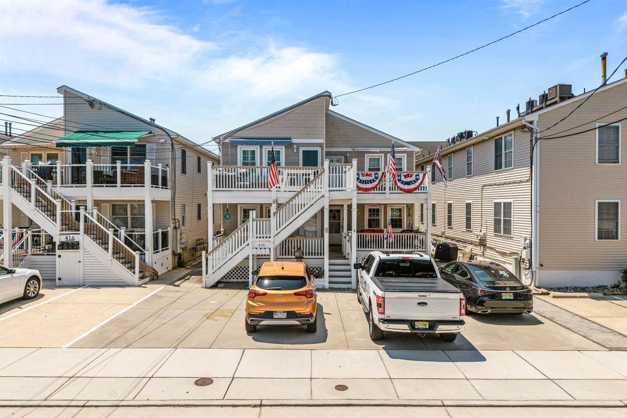 418 Bennett Avenue - Photo 1