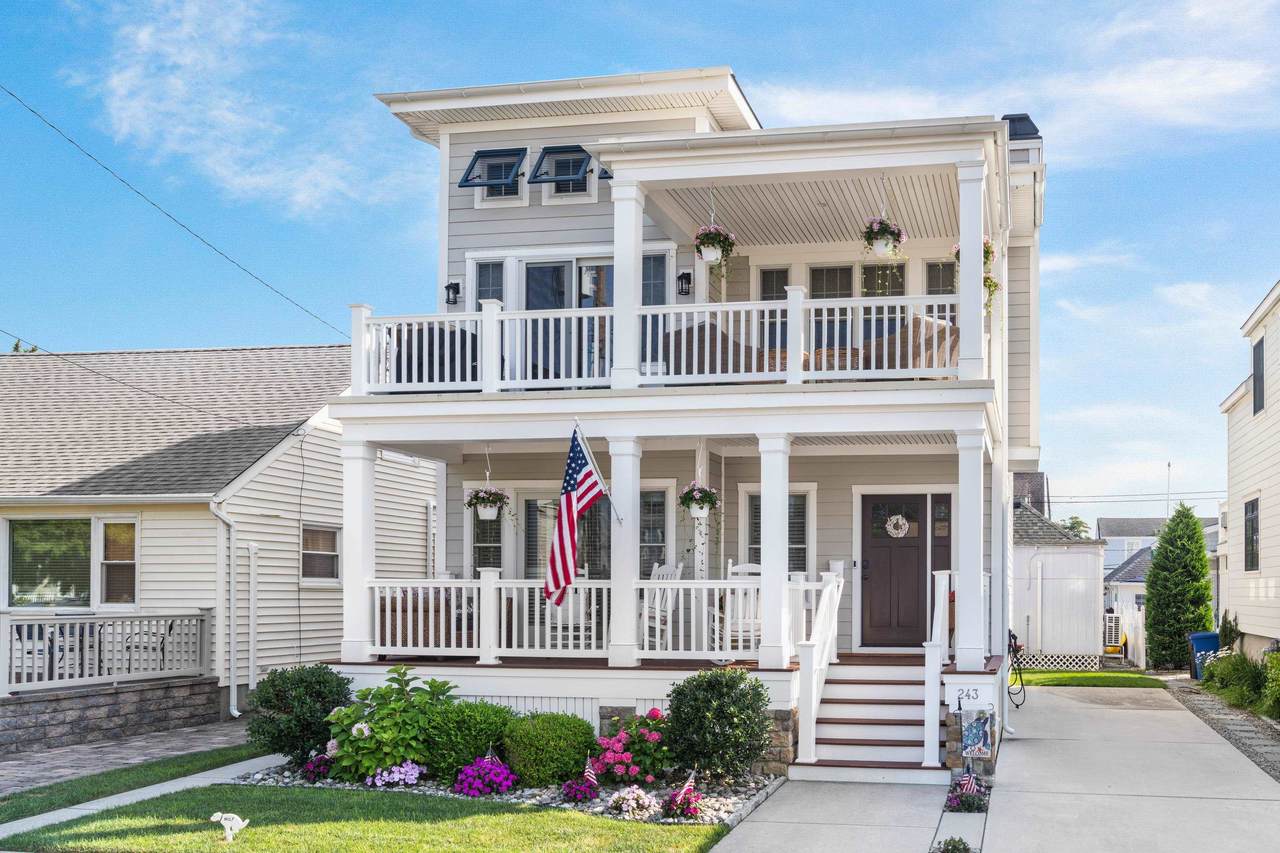 243 110th Street - Photo 1