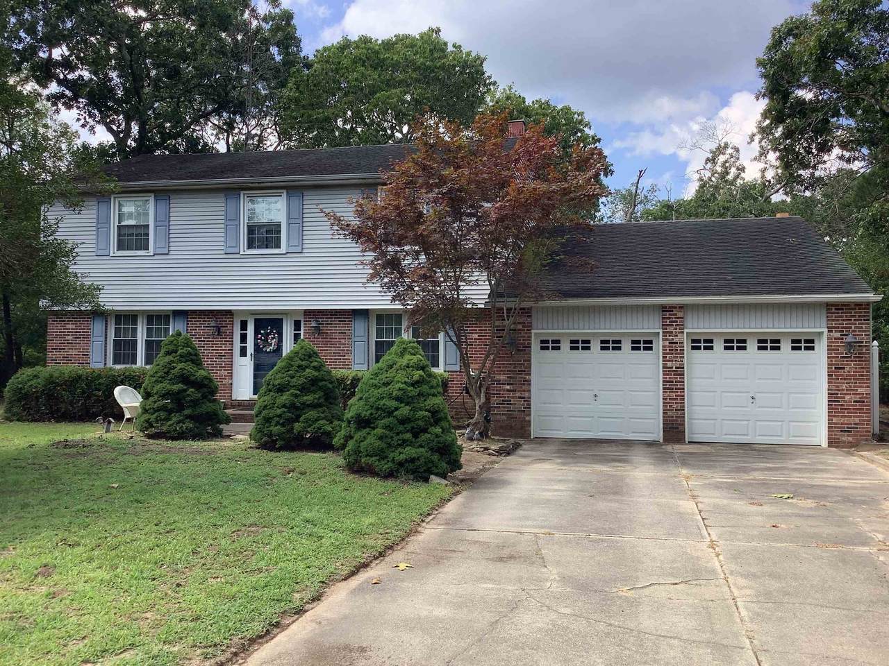 10 Red Oak Drive - Photo 1