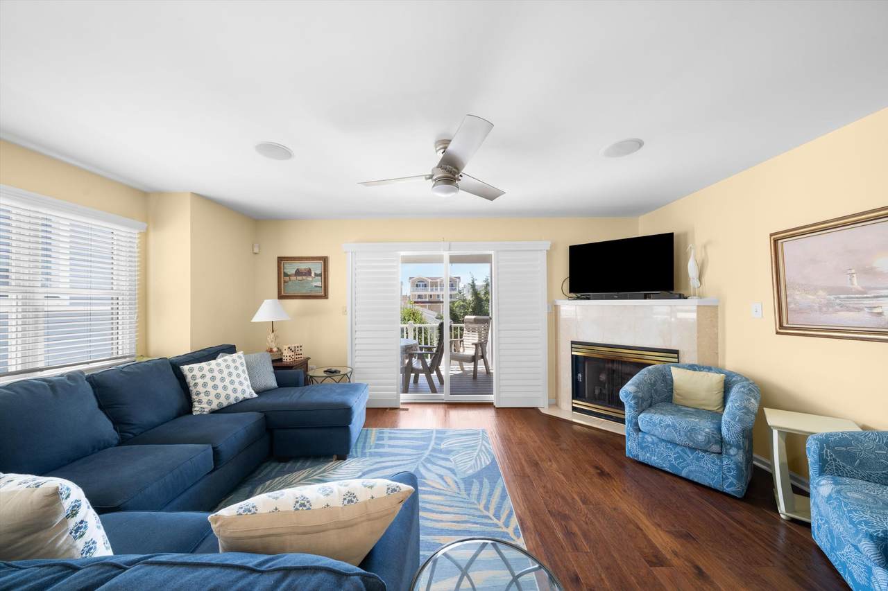 https://bt-photos.global.ssl.fastly.net/capemay/1280_boomver_1_252343-2.jpg
