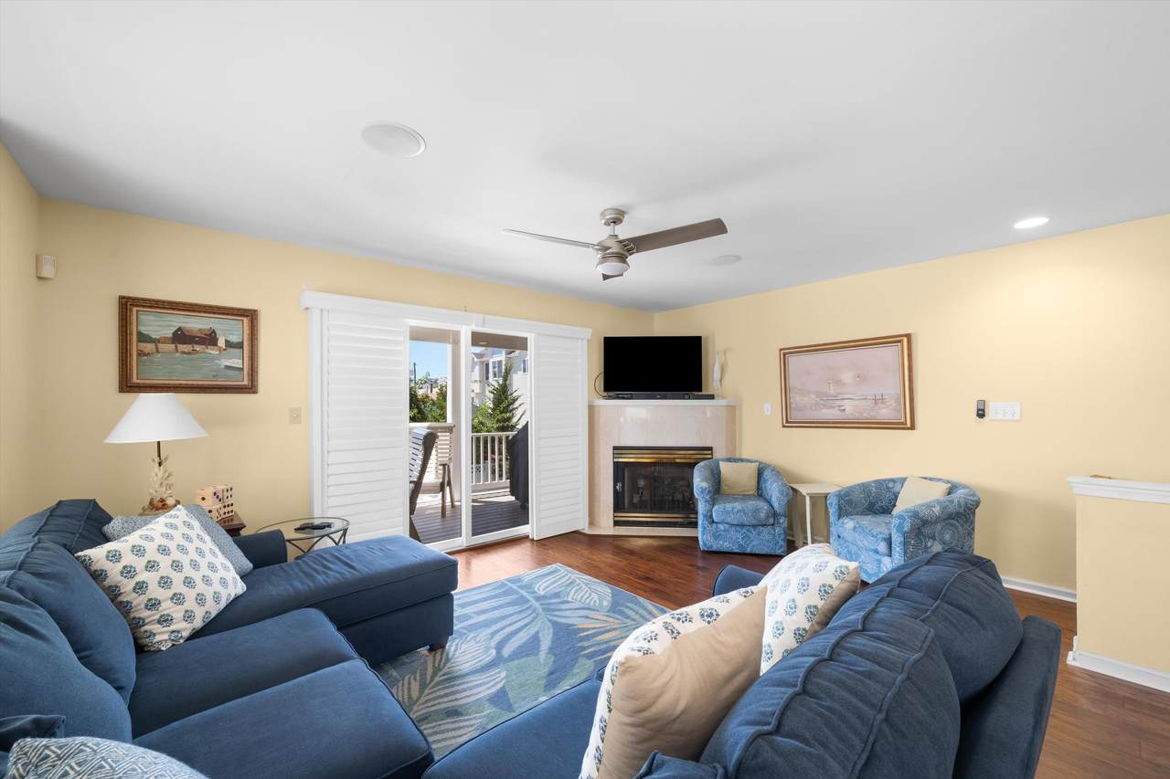 https://bt-photos.global.ssl.fastly.net/capemay/1280_boomver_1_252343-2.jpg