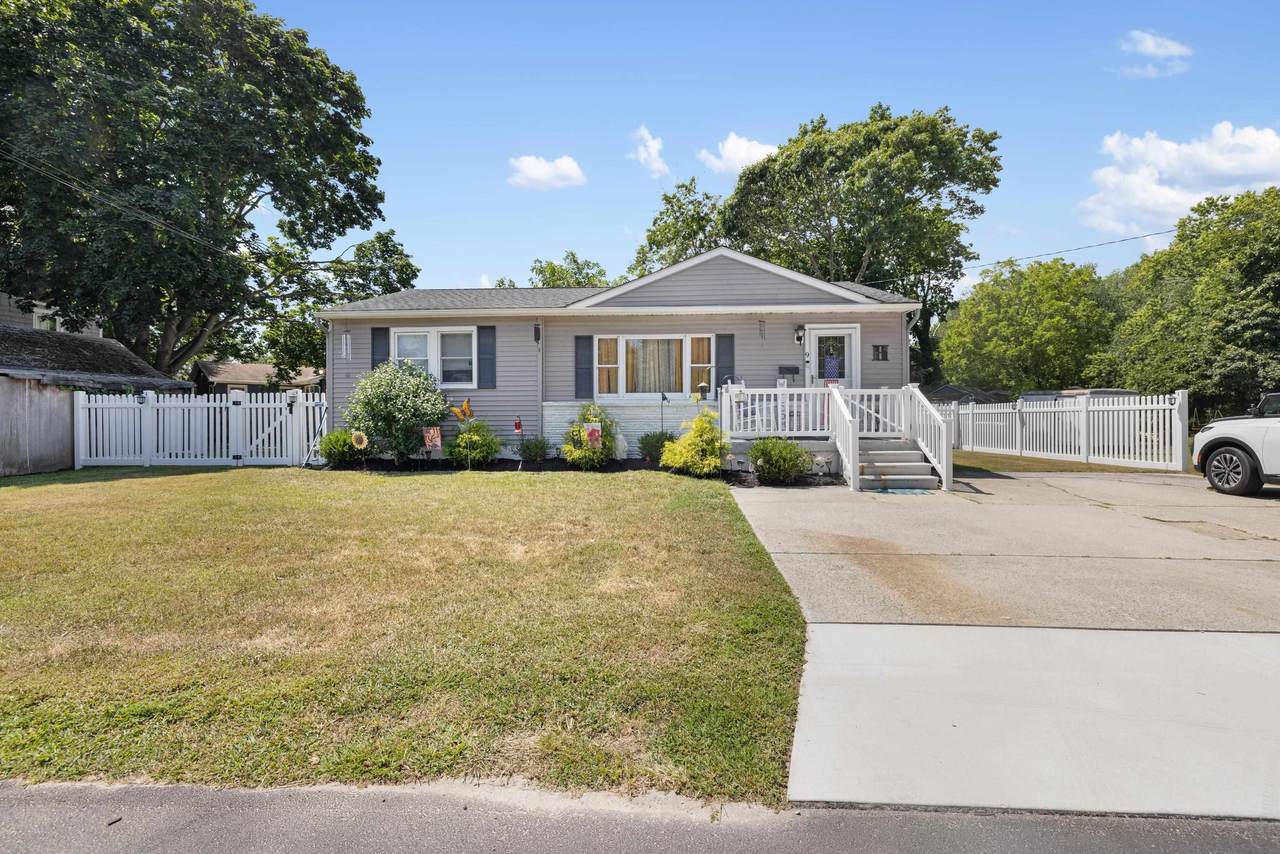 9 Goshen Road - Photo 1