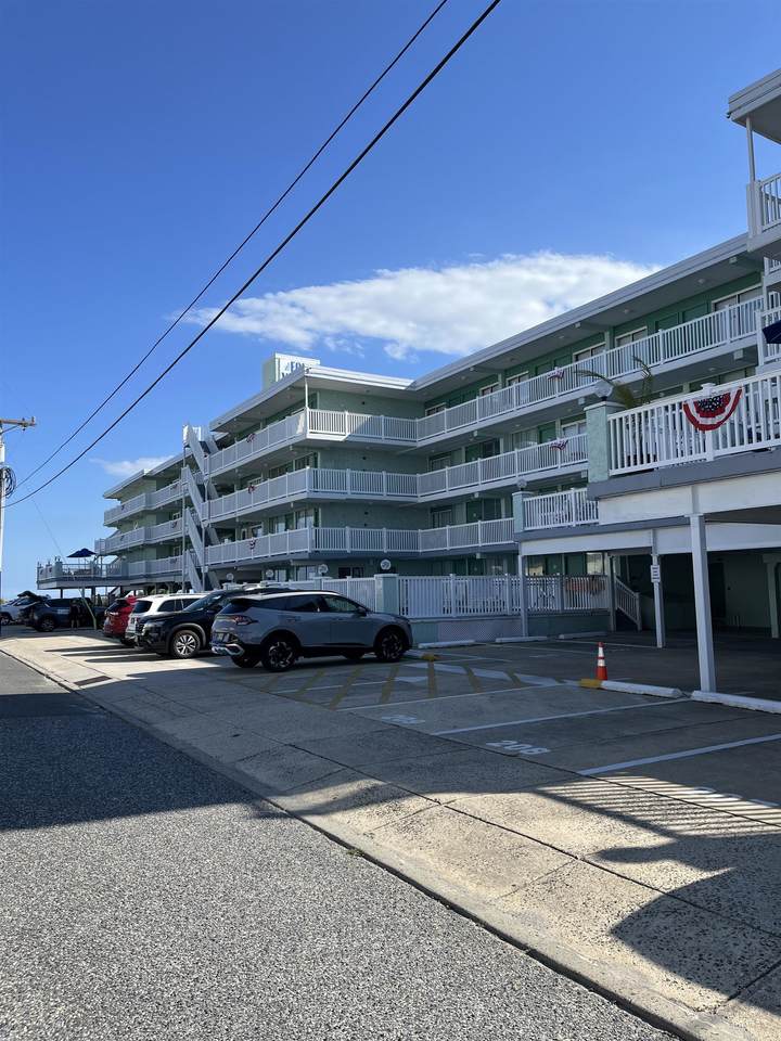 https://bt-photos.global.ssl.fastly.net/capemay/1280_boomver_1_252499-2.jpg