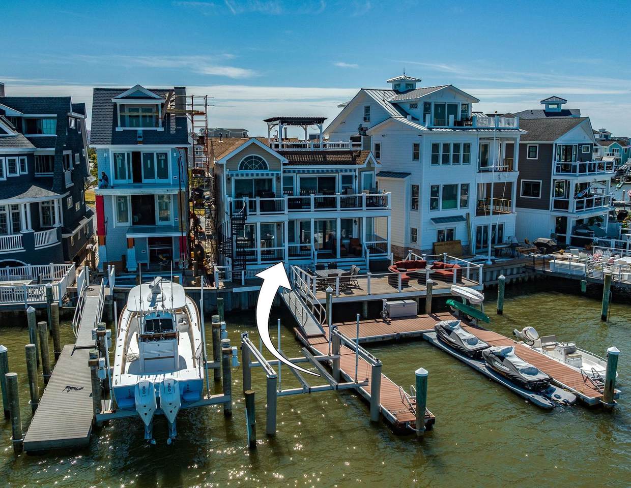 1612 Pleasure Avenue - Photo 1