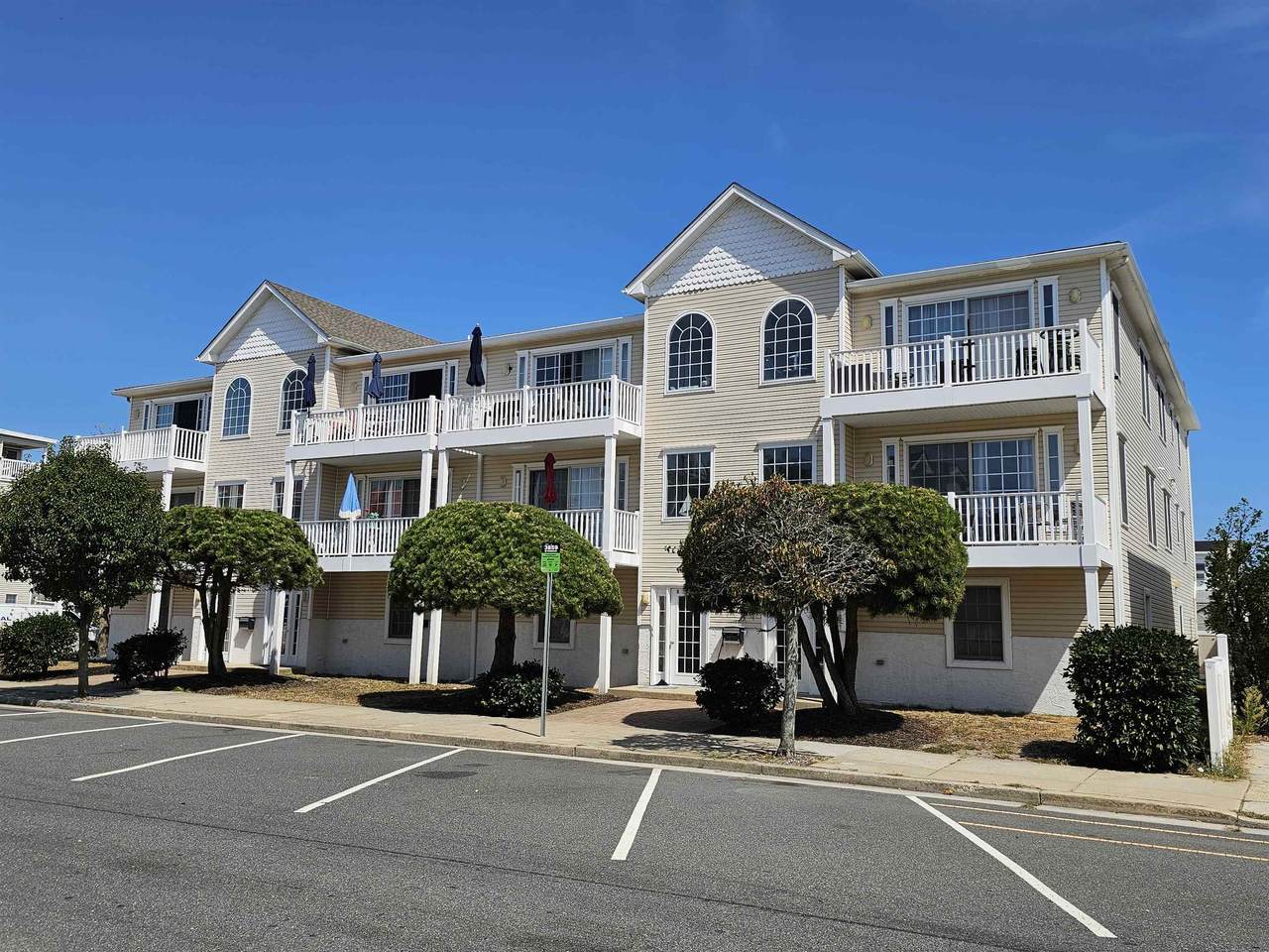 https://bt-photos.global.ssl.fastly.net/capemay/1280_boomver_1_252657-2.jpg