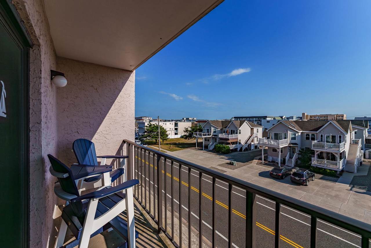 https://bt-photos.global.ssl.fastly.net/capemay/1280_boomver_1_252739-2.jpg