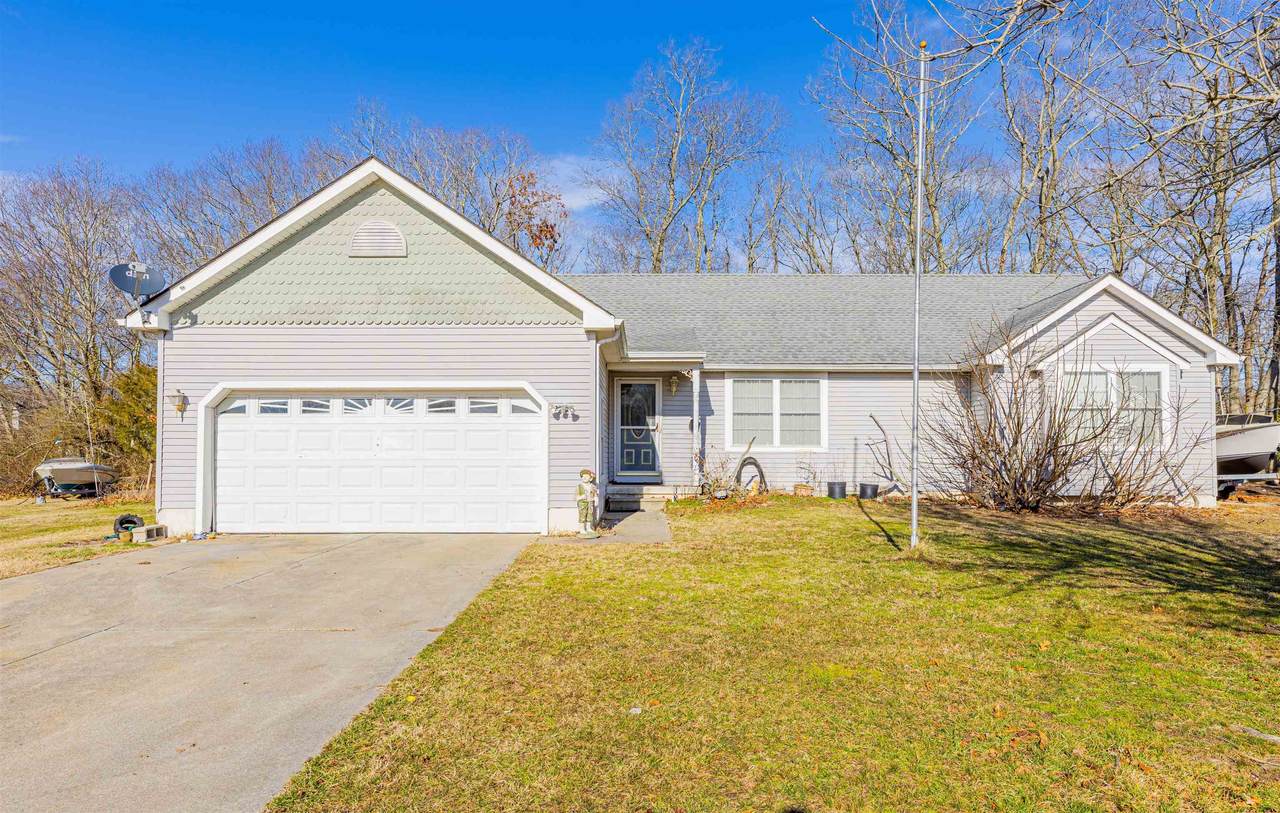 3 Earl Drive - Photo 1