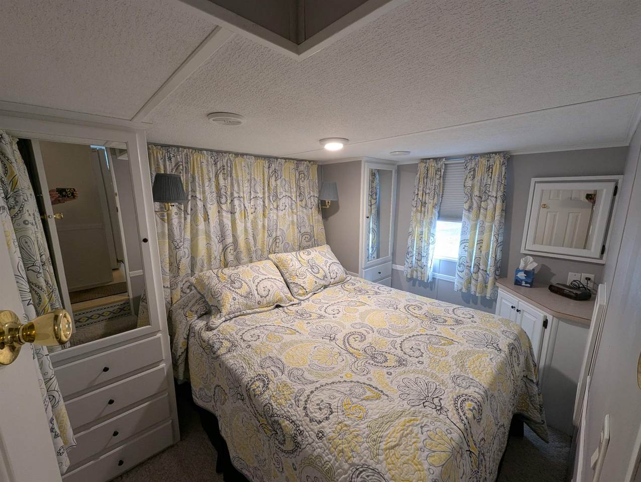 https://bt-photos.global.ssl.fastly.net/capemay/1280_boomver_1_252798-2.jpg