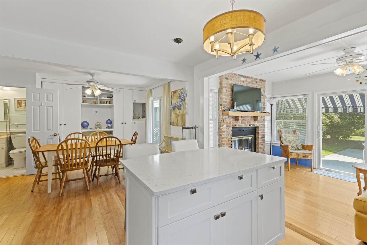 https://bt-photos.global.ssl.fastly.net/capemay/1280_boomver_1_252880-2.jpg