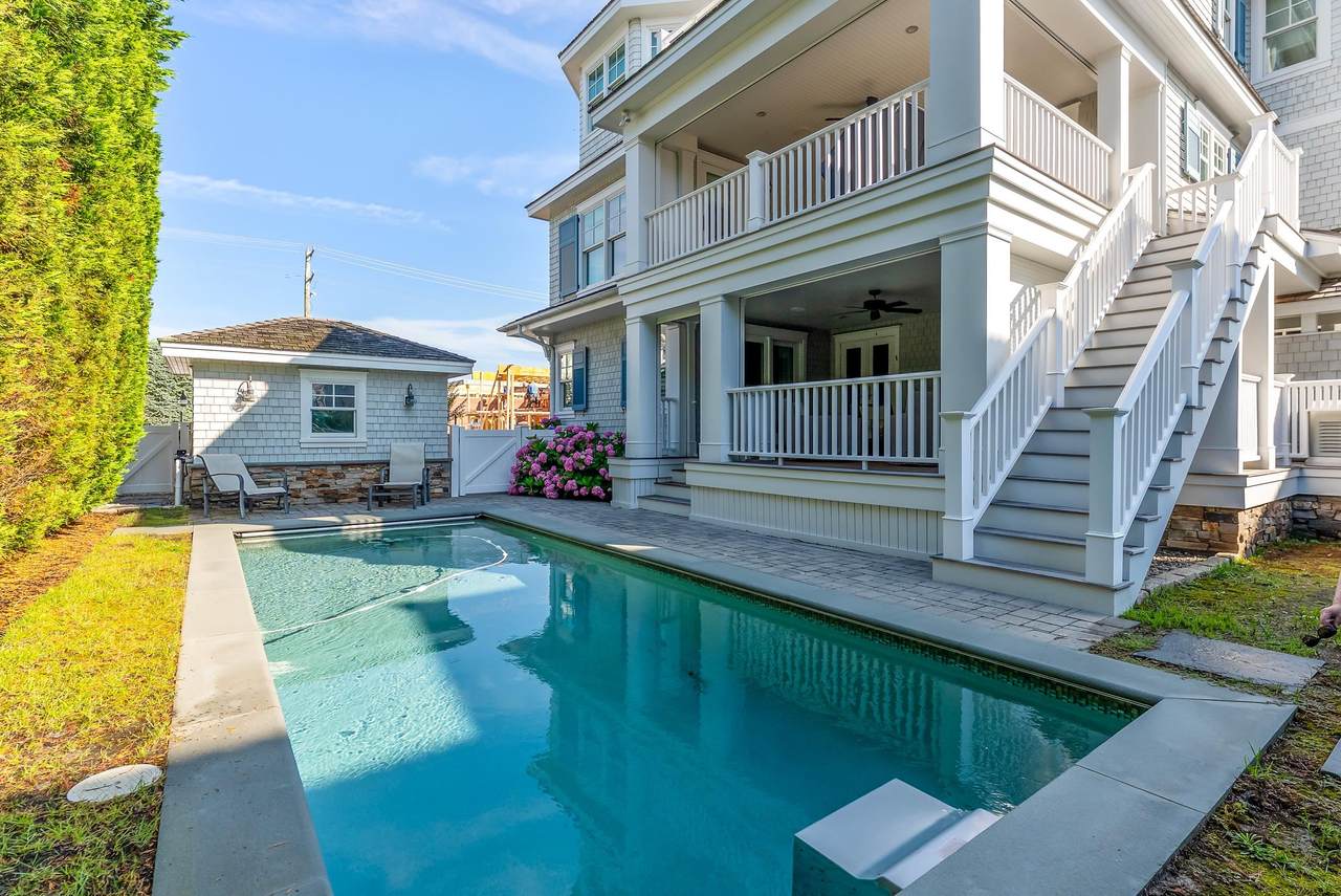 https://bt-photos.global.ssl.fastly.net/capemay/1280_boomver_1_252917-2.jpg