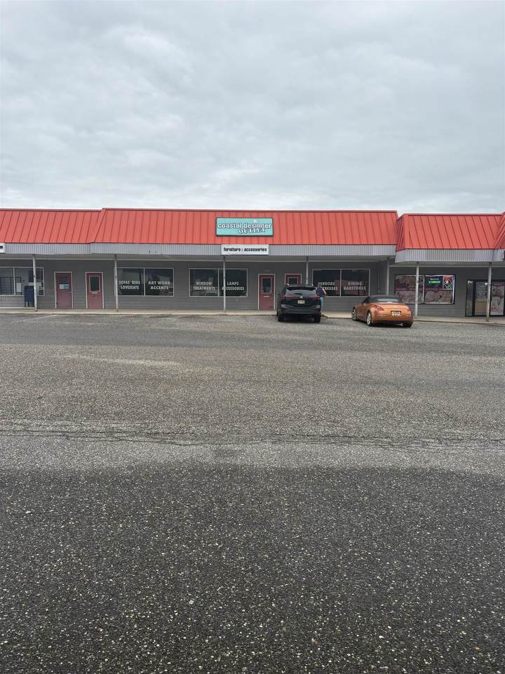 556 Sea Isle Boulevard - Photo 1