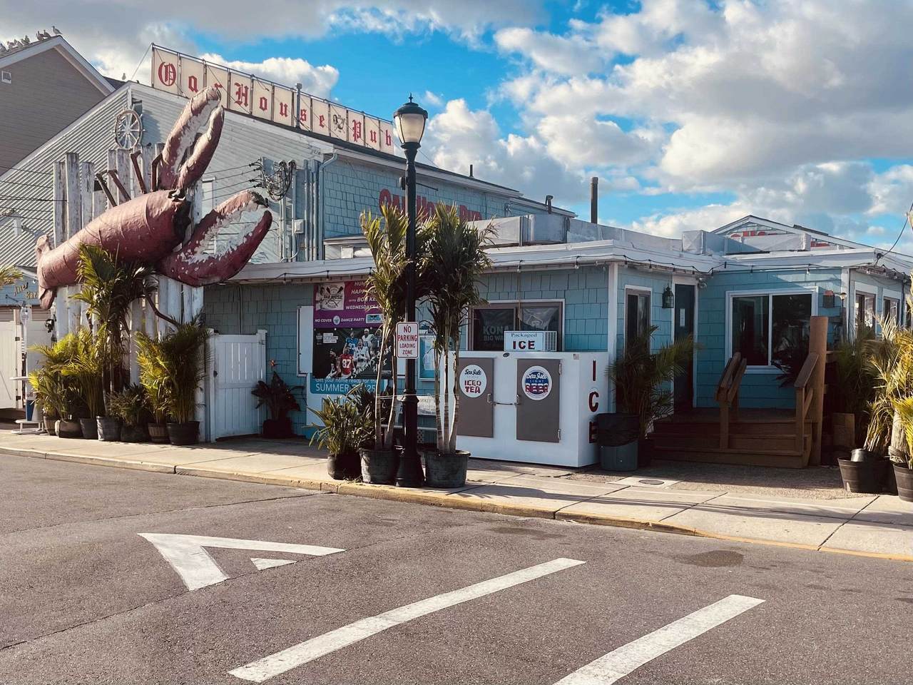 314 42nd Street - Photo 1