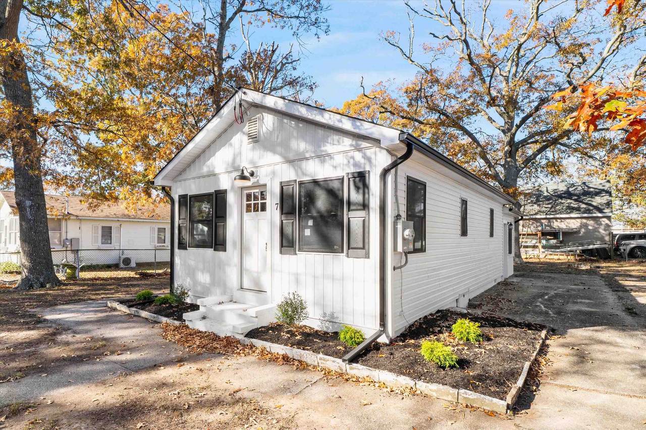 7 Tulip Avenue - Photo 1