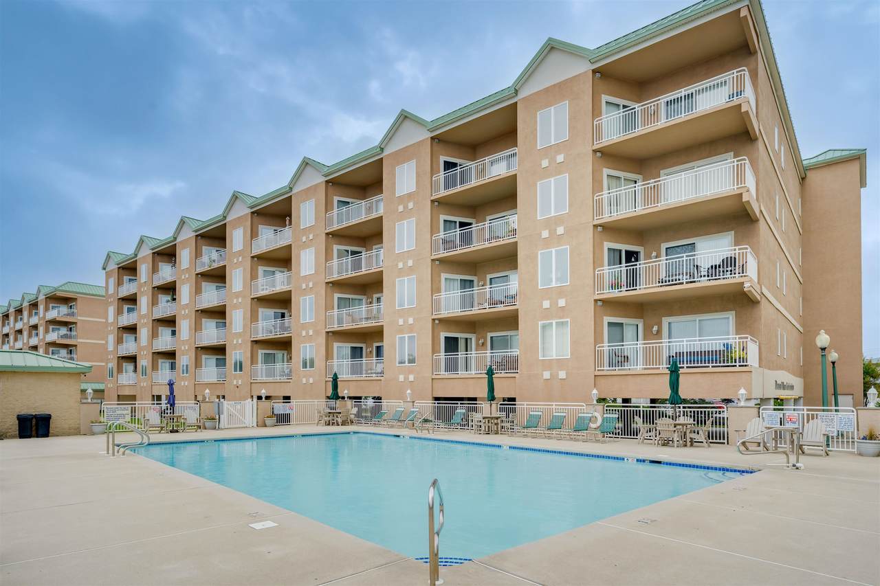 301 Rochester Avenue - Photo 1