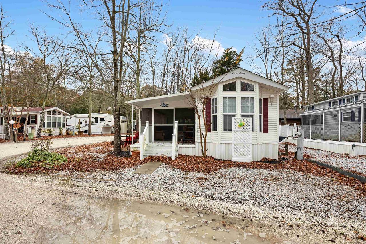 709 Route 9 S - Photo 1