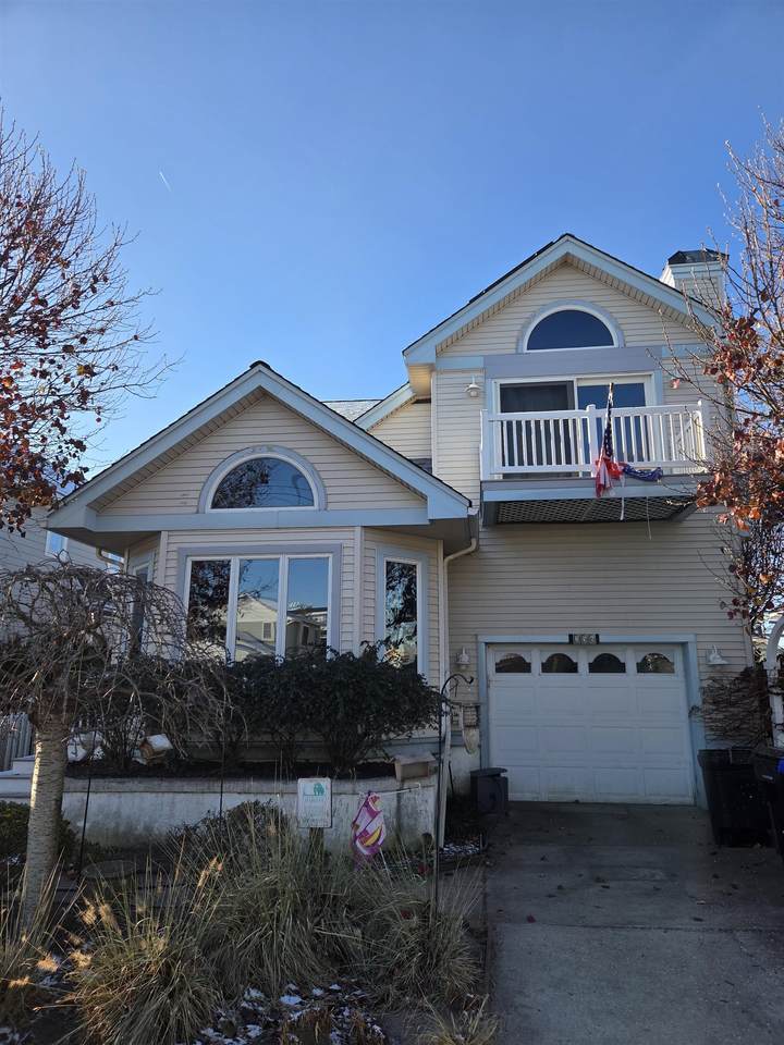 256 42nd Street - Photo 1