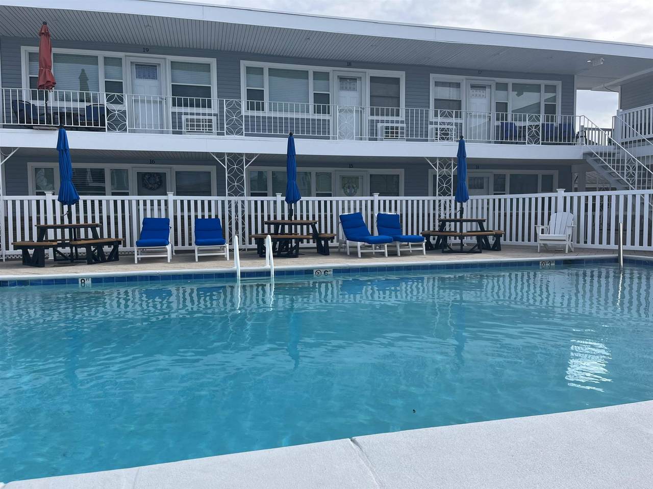 7010 Seaview Avenue - Photo 1