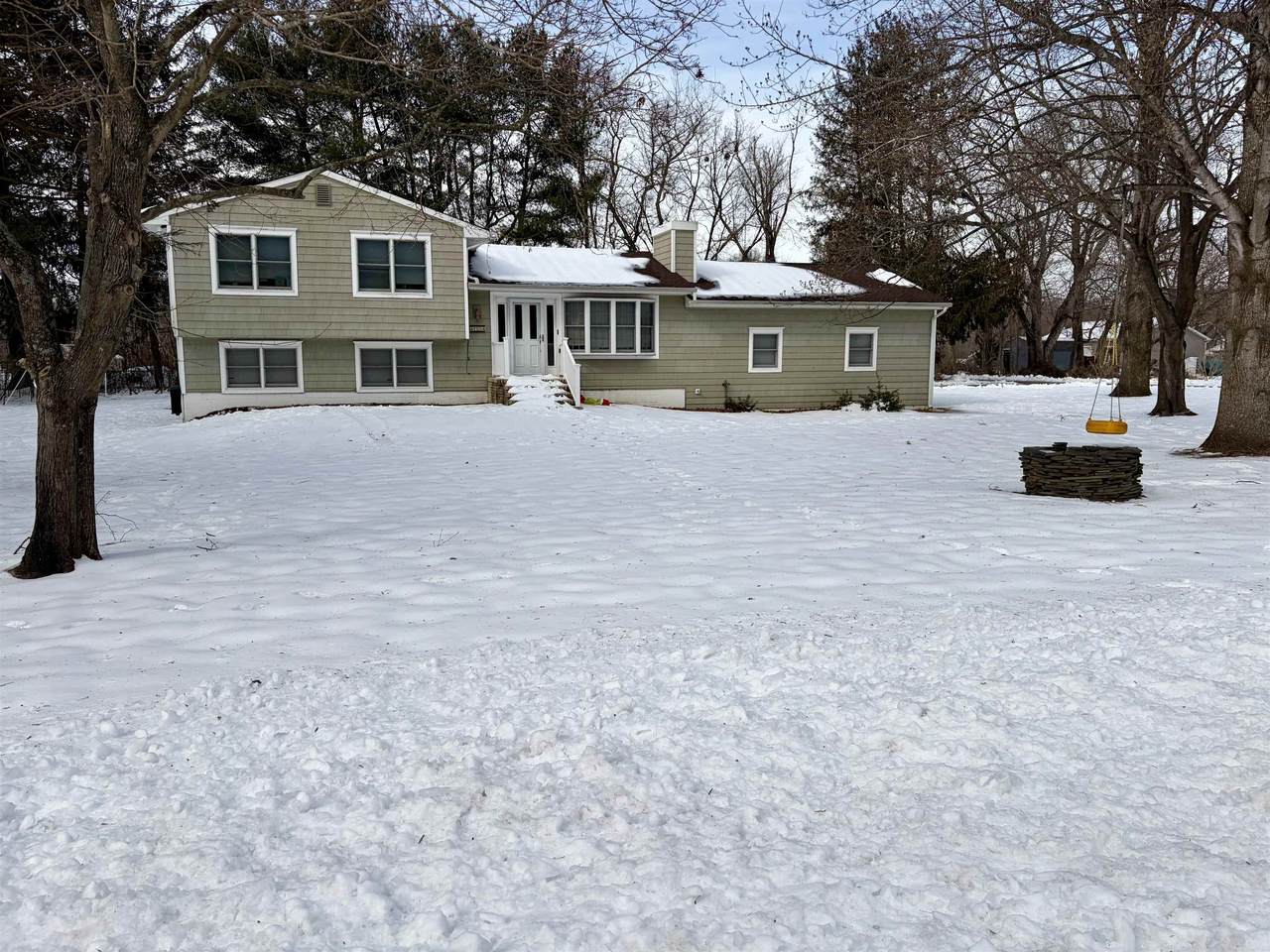 155 Chestnut Street - Photo 1