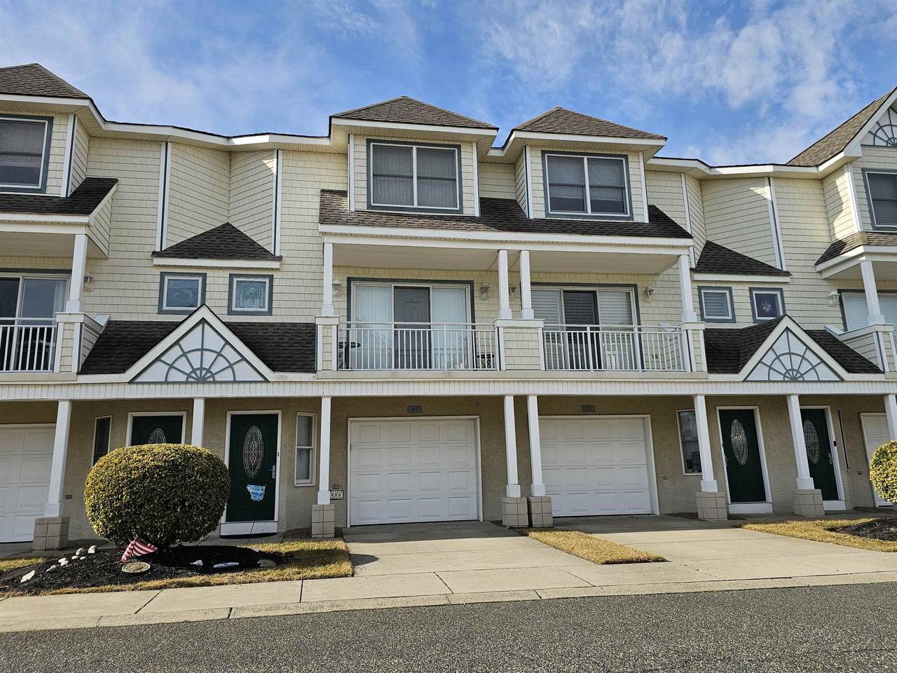 212 Diamond Sand Drive - Photo 1