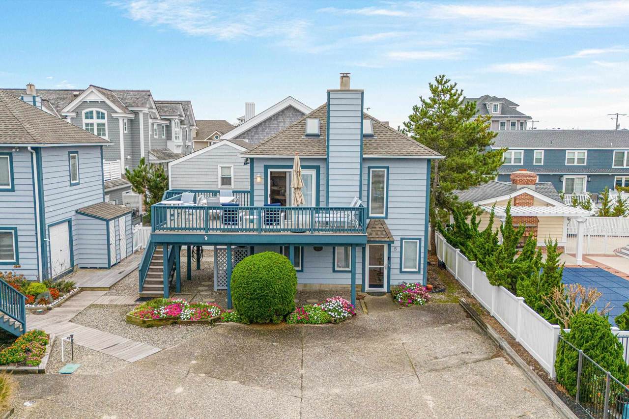 13 93rd Street - Photo 1