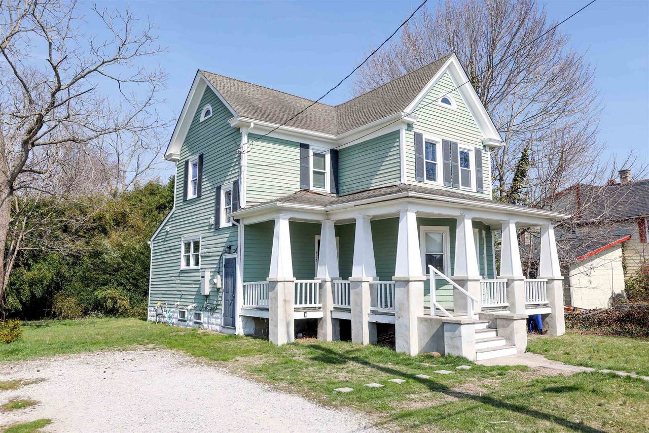626 Jackson Avenue - Photo 1