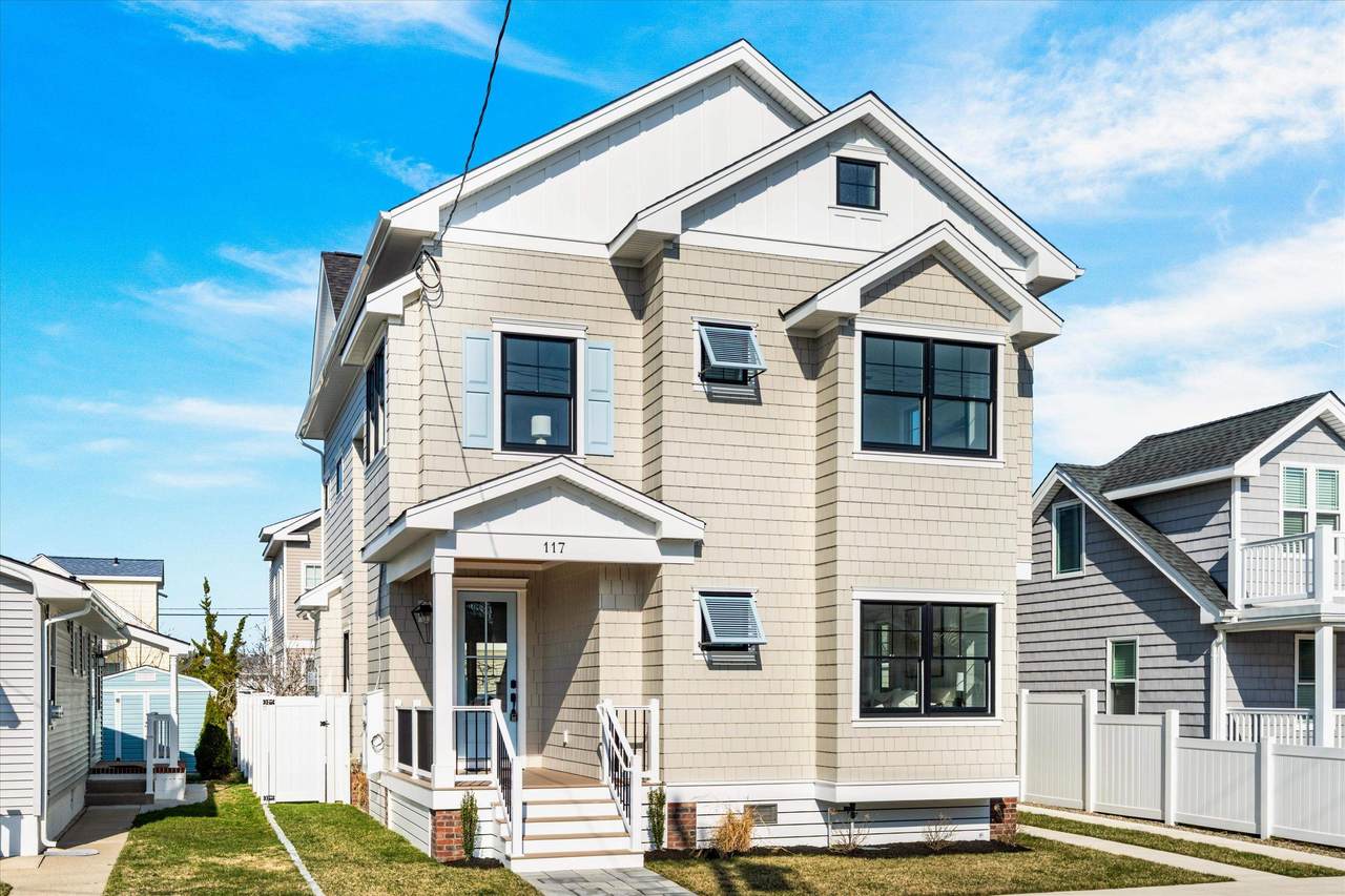 117 Syracuse Avenue - Photo 1