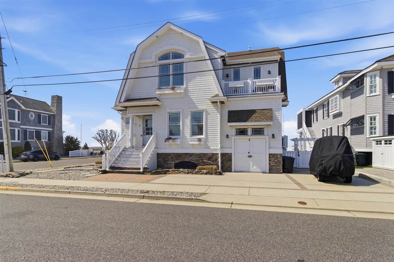 9835 Sunset Drive - Photo 1