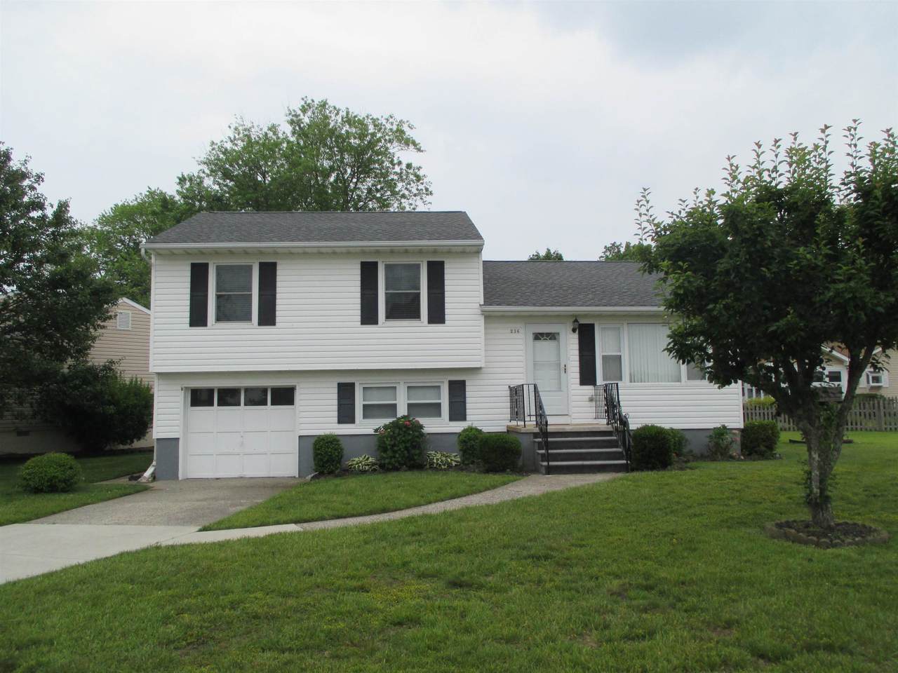 236 Roseann Avenue - Photo 1