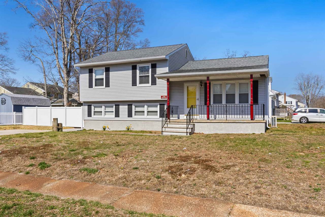200 Linda Anne Avenue - Photo 1