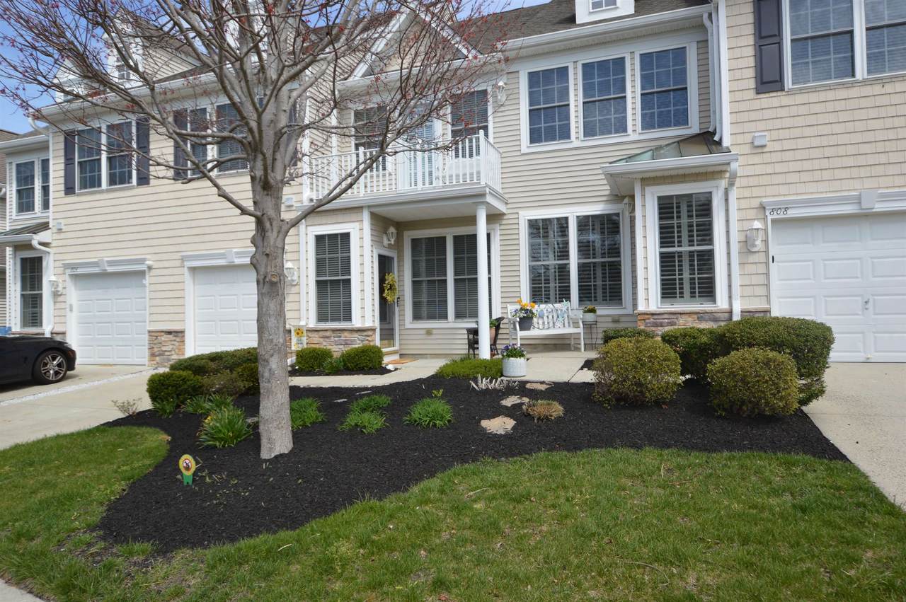 806 Saint Andrews Drive - Photo 1