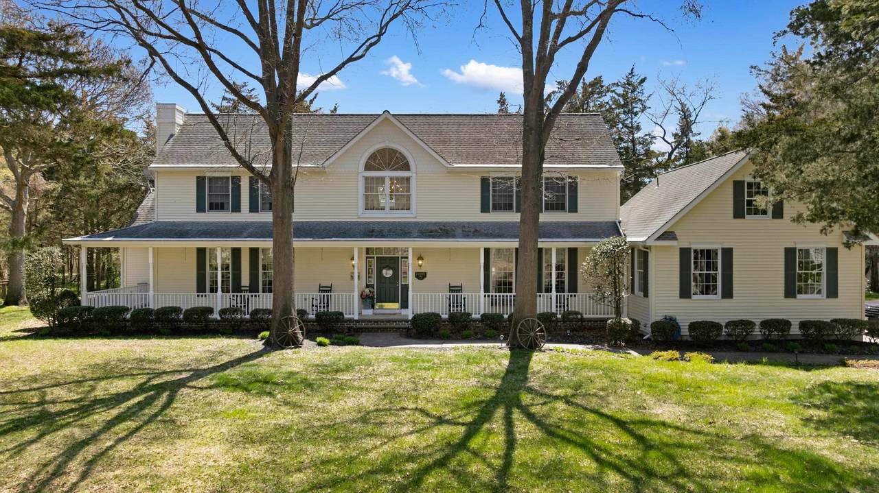 19 Cedar Meadow Drive - Photo 1
