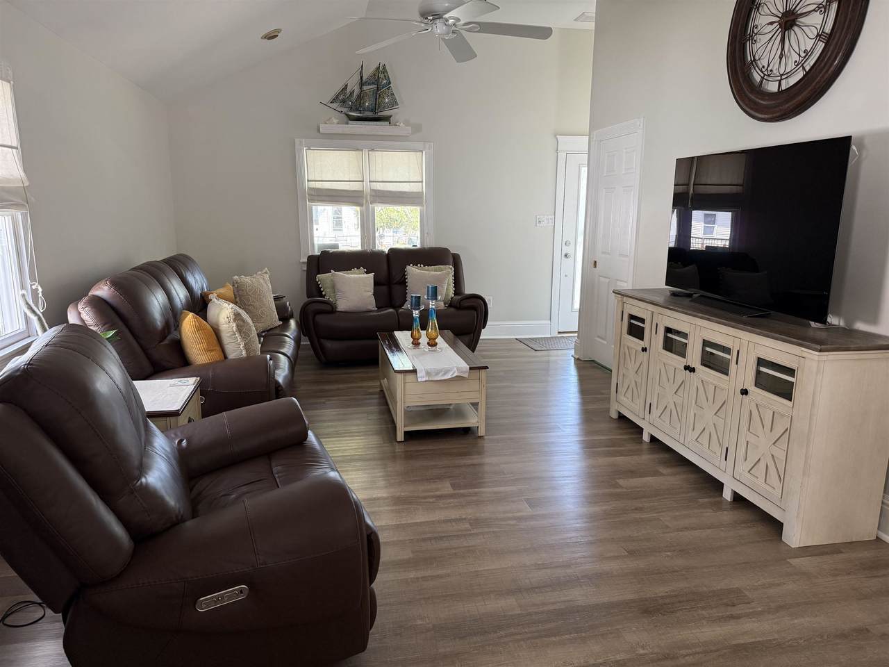 https://bt-photos.global.ssl.fastly.net/capemay/1280_boomver_1_261083-2.jpg