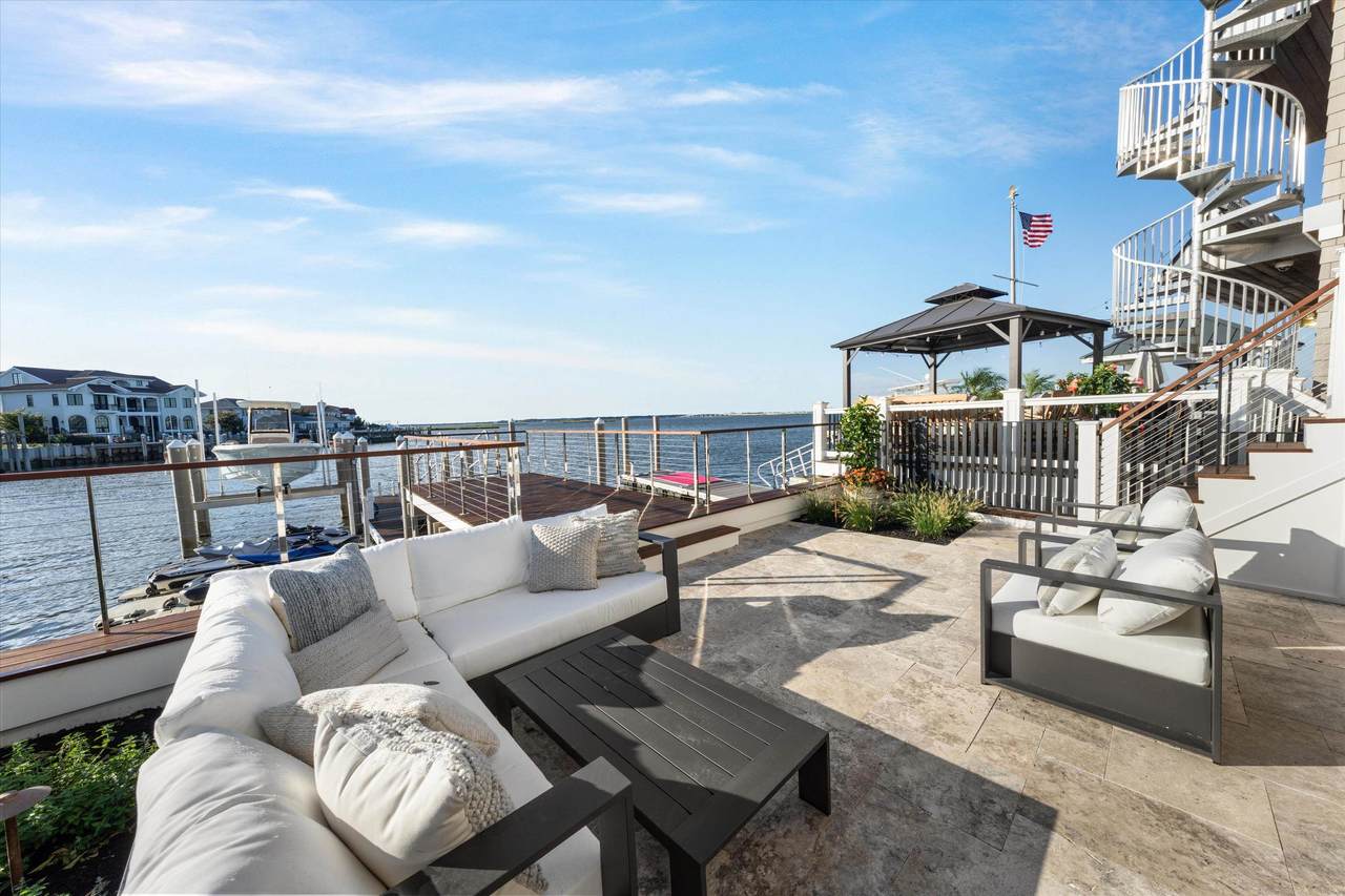 https://bt-photos.global.ssl.fastly.net/capemay/1280_boomver_1_261098-2.jpg