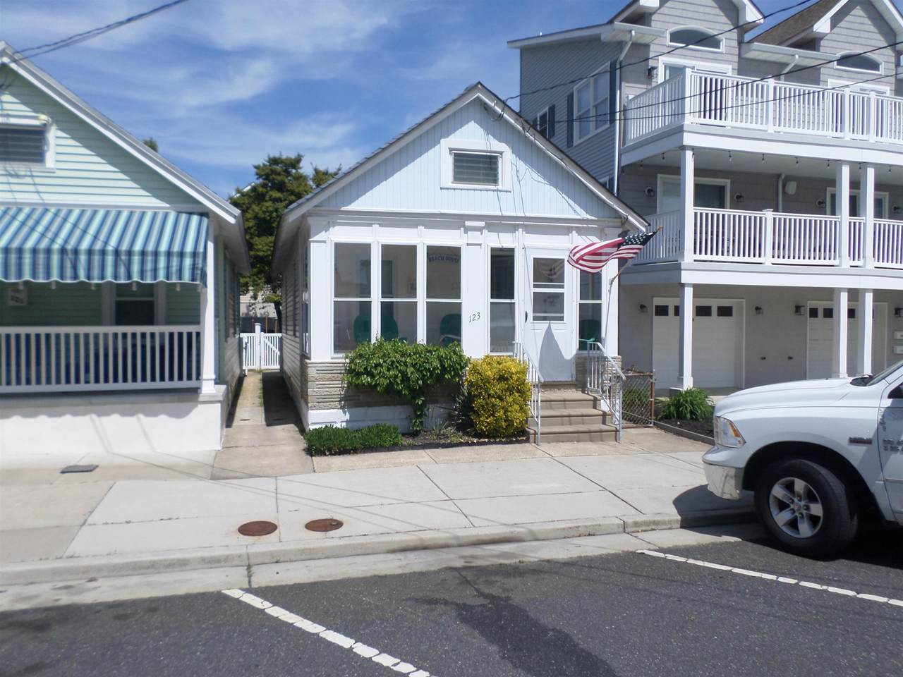 123 Leaming Avenue - Photo 1