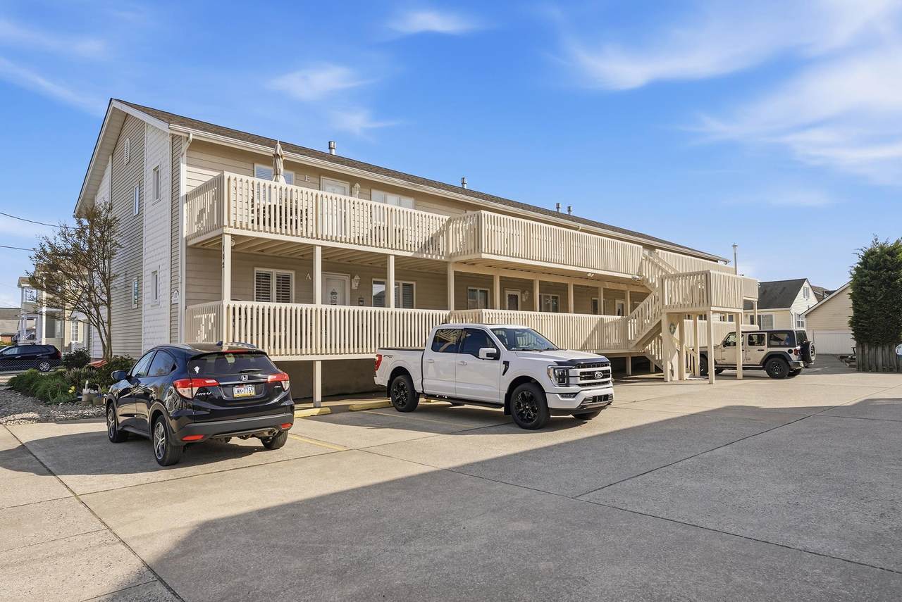 102 Primrose Road - Photo 1