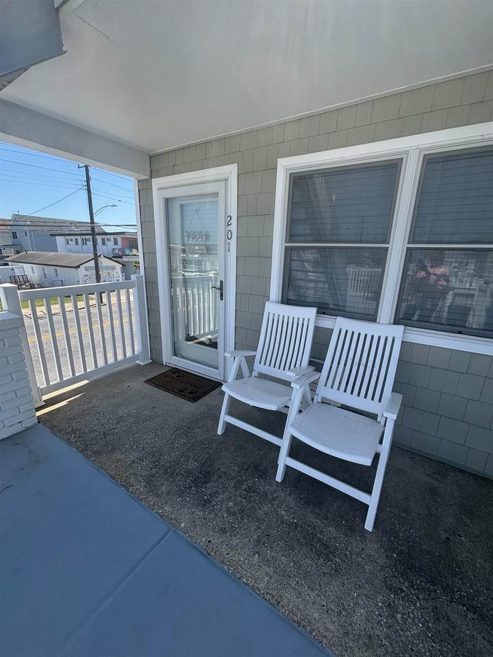 https://bt-photos.global.ssl.fastly.net/capemay/1280_boomver_1_261256-2.jpg