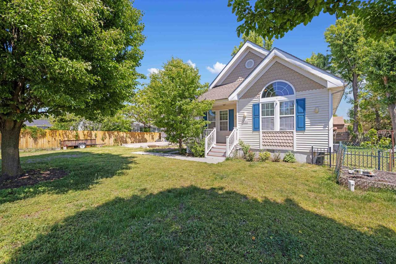 109 Desoto Avenue - Photo 1