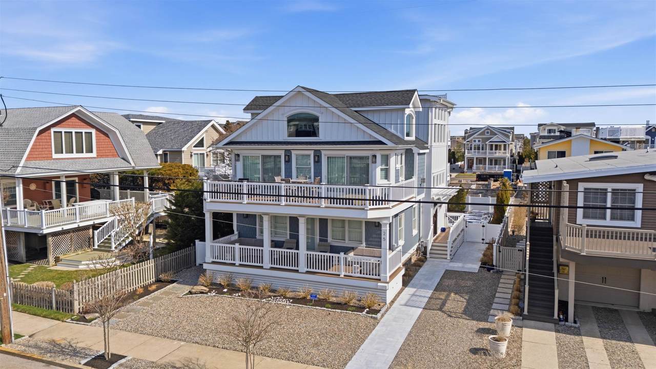25 18th Street - Photo 1