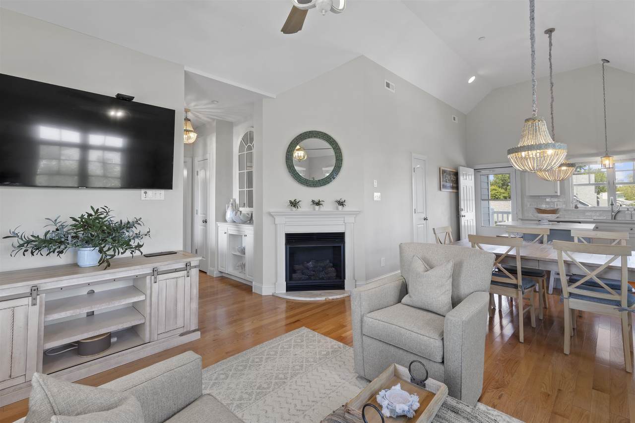 https://bt-photos.global.ssl.fastly.net/capemay/1280_boomver_1_261370-2.jpg