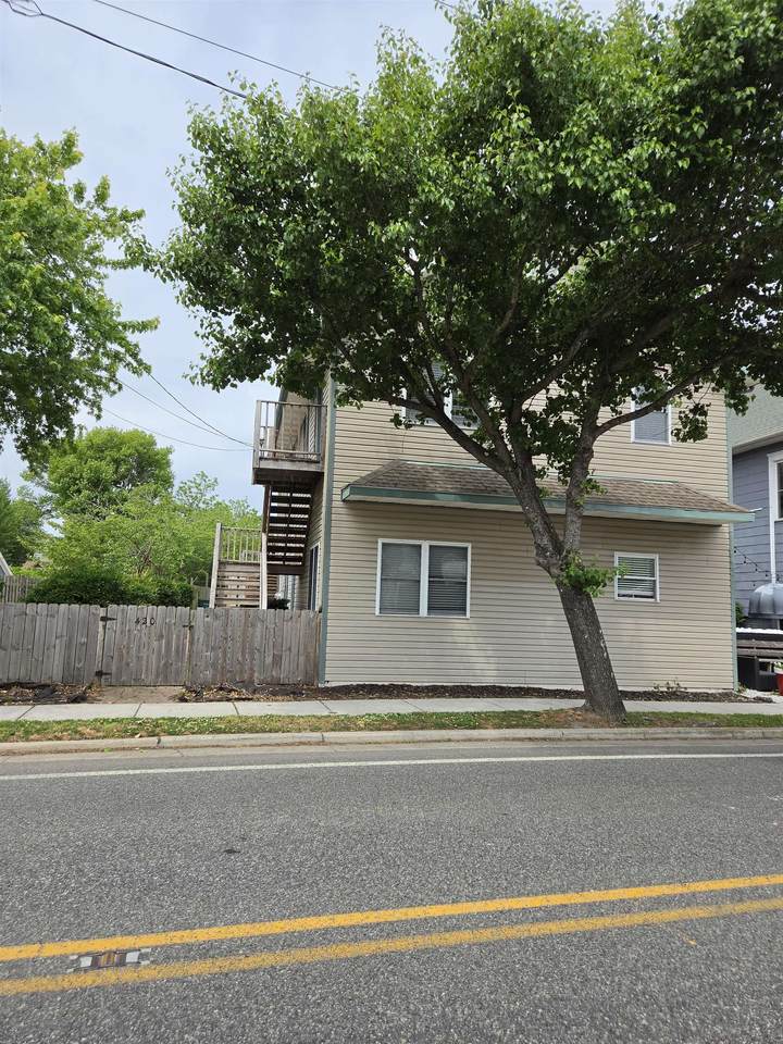 https://bt-photos.global.ssl.fastly.net/capemay/1280_boomver_1_261386-2.jpg
