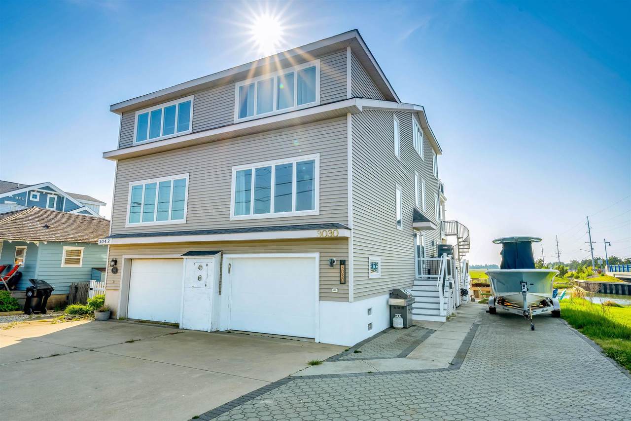 3030 Ocean Drive - Photo 1