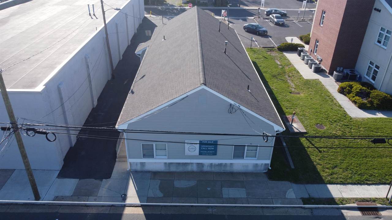 717 Shore Road - Photo 1