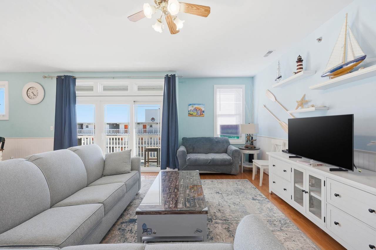 https://bt-photos.global.ssl.fastly.net/capemay/1280_boomver_1_261455-2.jpg